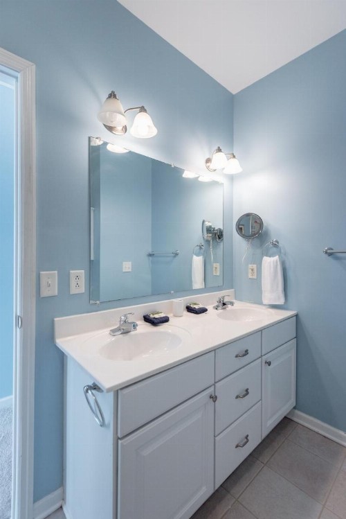 103 WATERS EDGE ~ 3Bed/3Bath Townhouse~ Pool~Fishing Dock - image 7
