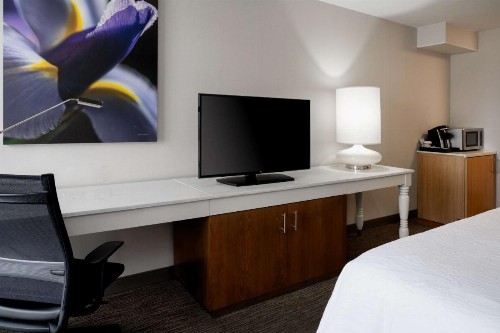 Hilton Garden Inn Folsom - image 12