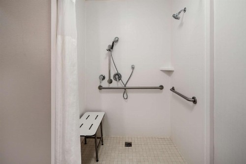 Hilton Garden Inn Folsom - image 15