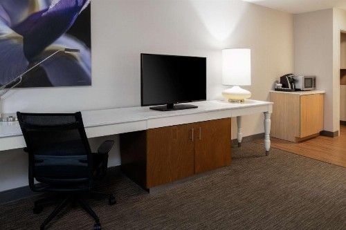 Hilton Garden Inn Folsom - image 19
