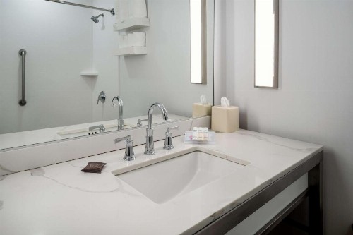 Hilton Garden Inn Folsom - image 22