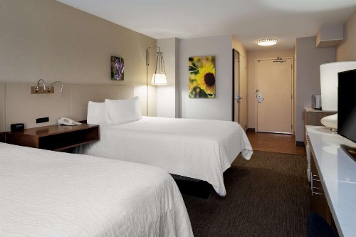 Hilton Garden Inn Folsom - image 30