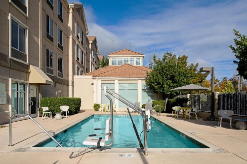 Hilton Garden Inn Folsom - image 31