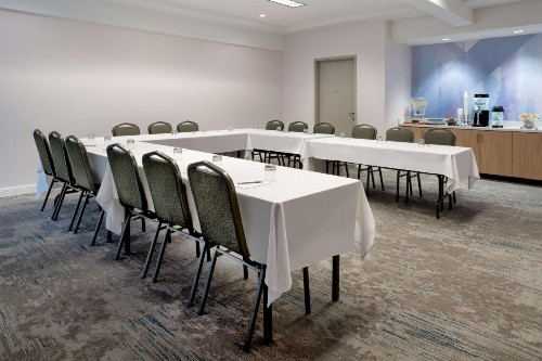 Hilton Garden Inn Folsom - image 36