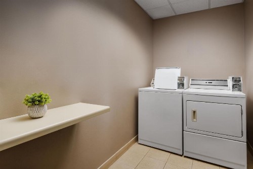 Courtyard by Marriott Sacramento Folsom - image 28