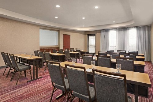 Courtyard by Marriott Sacramento Folsom - image 36