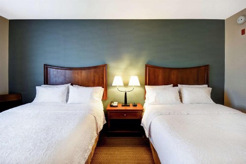 Hampton Inn & Suites Folsom - image 37