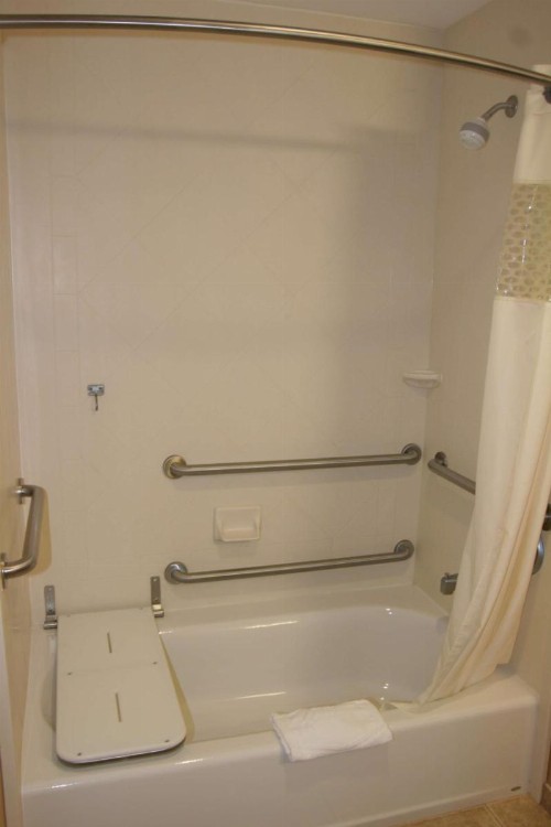 Hampton Inn & Suites Folsom - image 44