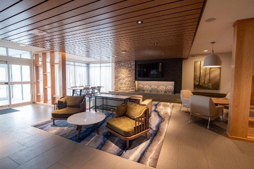 Fairfield by Marriott Inn & Suites Fond du Lac - image 14