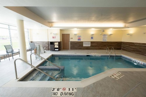 Fairfield by Marriott Inn & Suites Fond du Lac - image 16