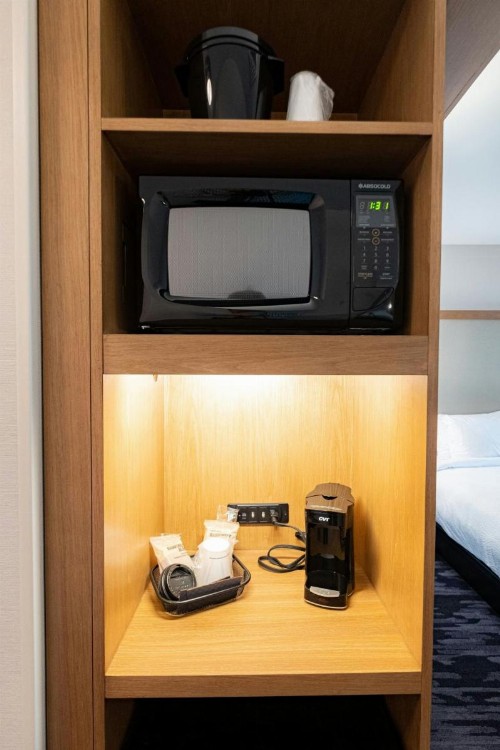 Fairfield by Marriott Inn & Suites Fond du Lac - image 18