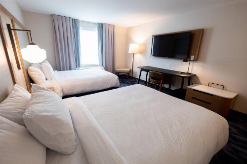Fairfield by Marriott Inn & Suites Fond du Lac - image 2
