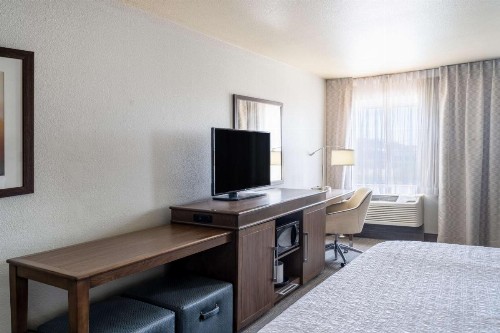 Hampton Inn Irvine/East Lake Forest - image 32