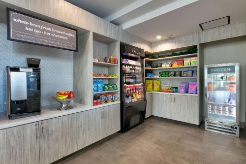Hilton Garden Inn Irvine East/Lake Forest - image 11
