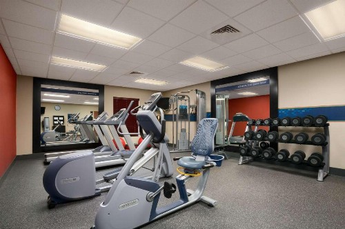 Hampton Inn Magnolia - image 8