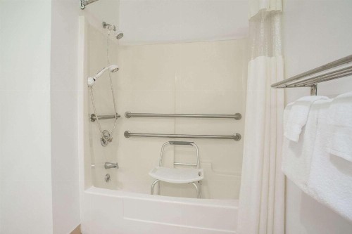 Travelodge by Wyndham Fort Bragg - image 13