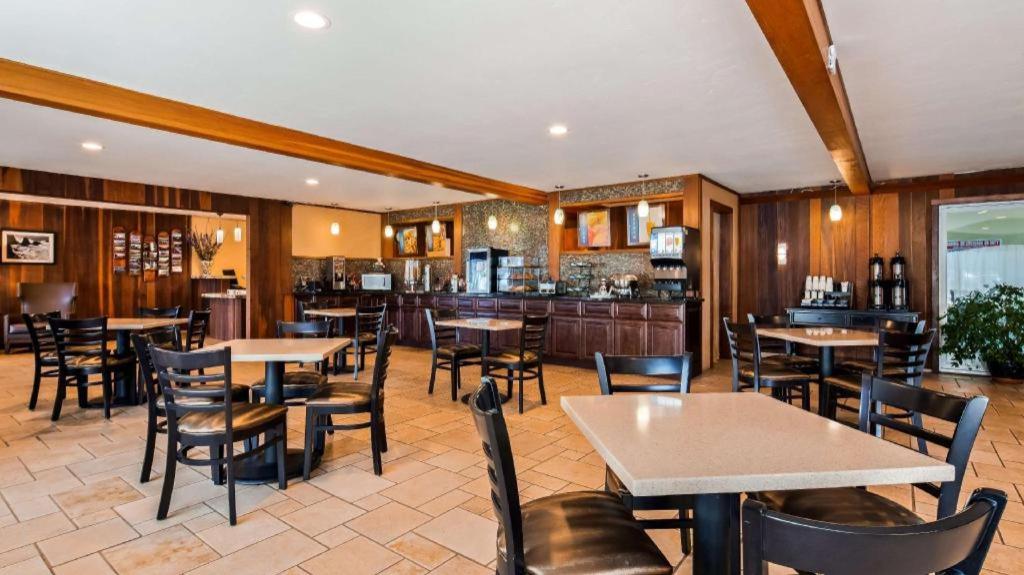 Best Western Vista Manor Lodge - image 7