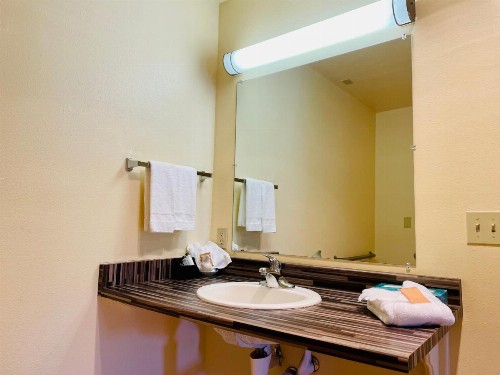 Seabird Lodge Fort Bragg - image 16