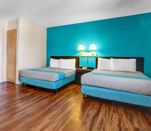 Motel 6-Fort Bragg CA - image 17