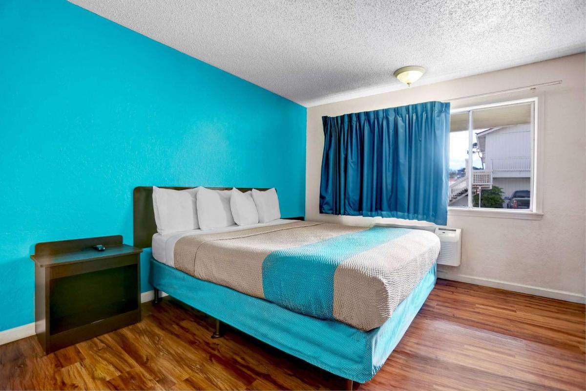 Motel 6-Fort Bragg CA - image 6