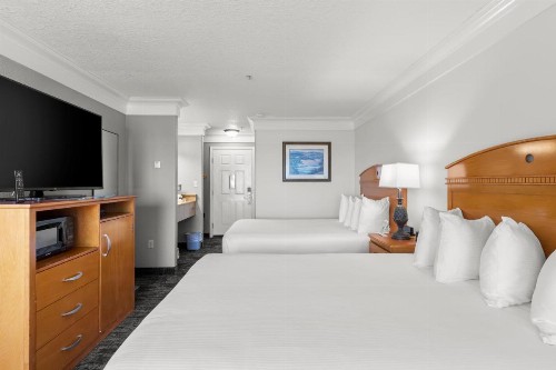 Beachcomber Motel - image 23