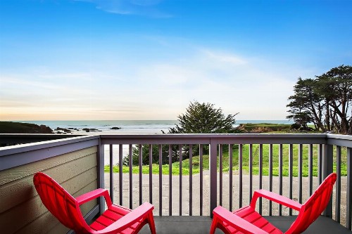 Beachcomber Motel - image 24