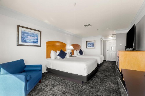 Beachcomber Motel - image 25