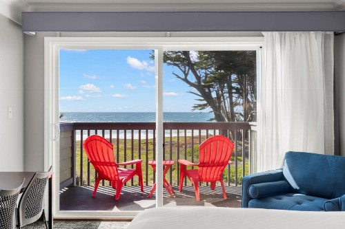Beachcomber Motel - image 27