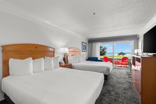 Beachcomber Motel - image 31