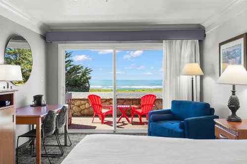 Beachcomber Motel - image 35