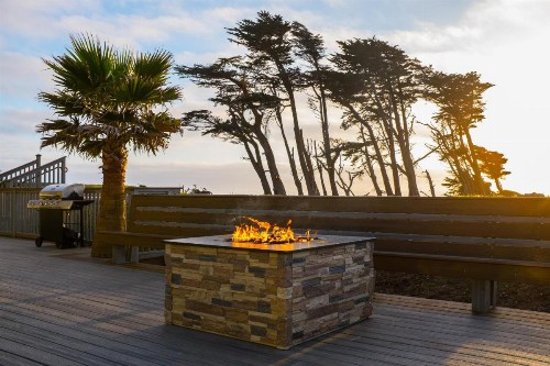 Surf and Sand Lodge - image 13