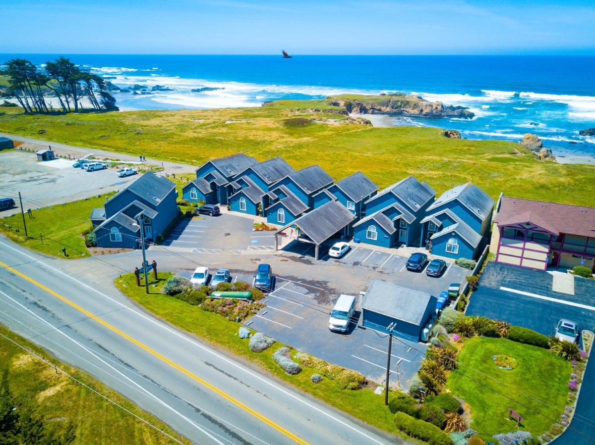Surf and Sand Lodge - image 3
