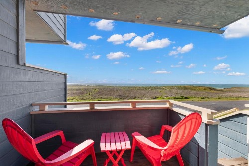 Surf and Sand Lodge - image 34