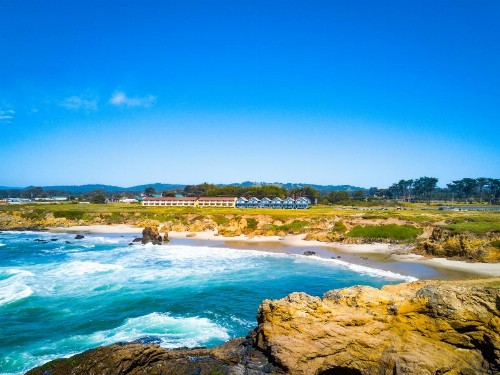 Surf and Sand Lodge - image 4