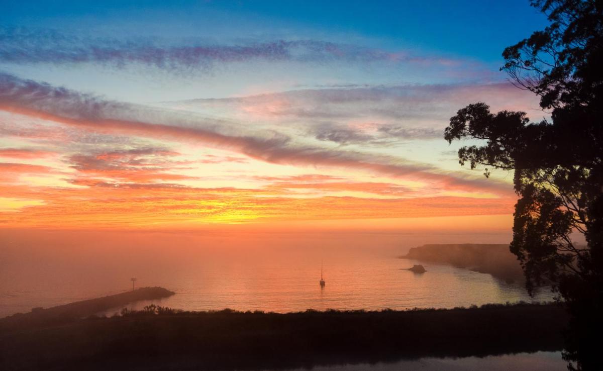 North Cliff Hotel - image 7