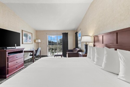 Beach House Inn - image 16