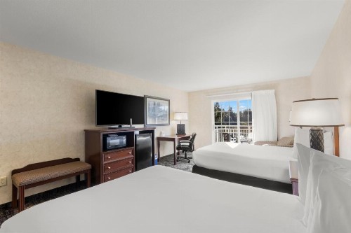 Beach House Inn - image 17