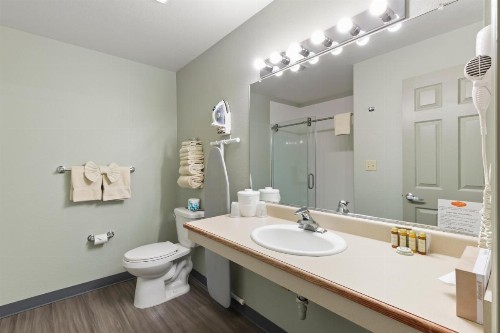 Beach House Inn - image 19