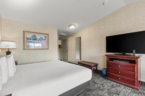 Beach House Inn - image 20