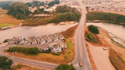 Beach House Inn - image 25