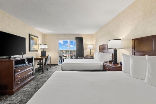 Beach House Inn - image 3