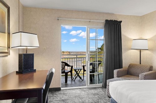 Beach House Inn - image 35