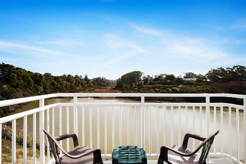 Beach House Inn - image 37