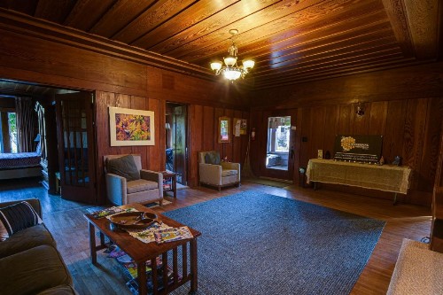 The Colonial Inn - image 24