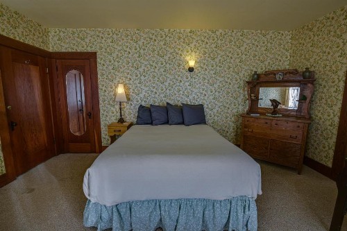 The Colonial Inn - image 48