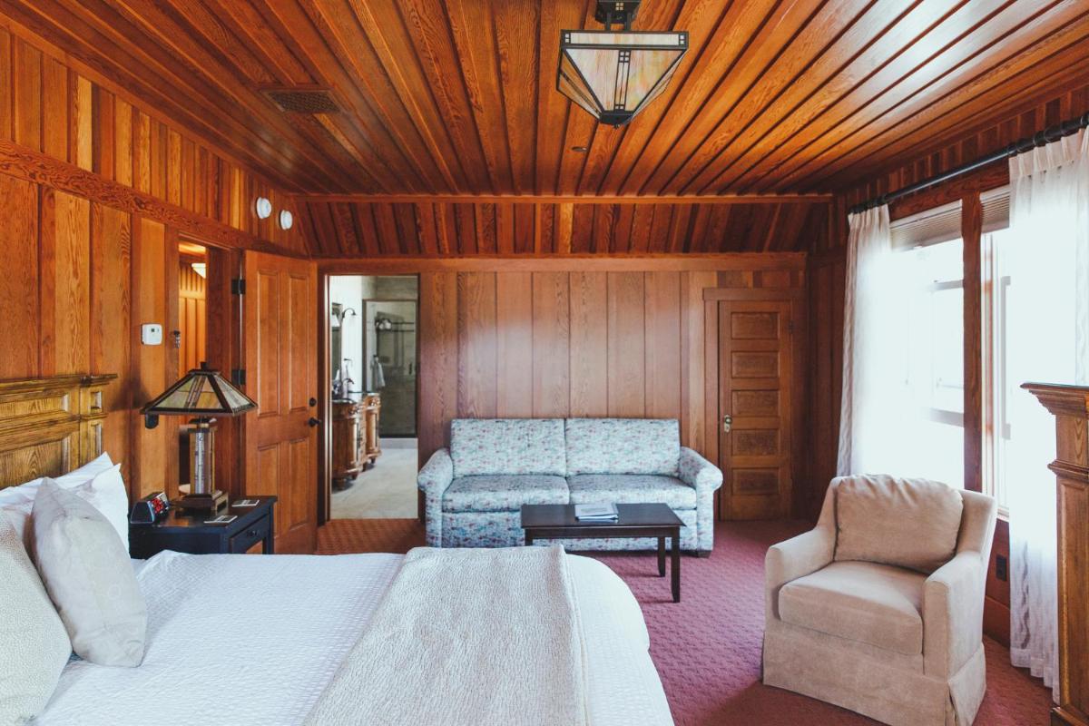 Noyo Harbor Inn - image 4