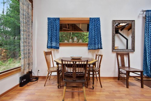 Huckleberry House - image 9