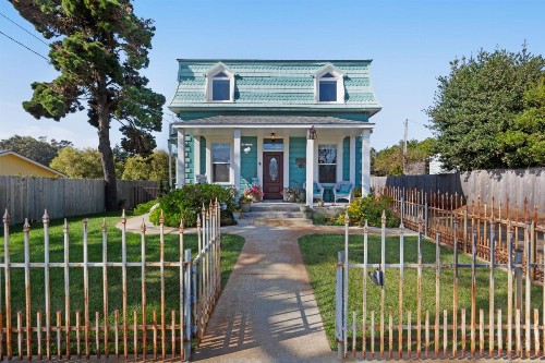 Mermaid Manor - image 10