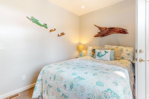 Mermaid Manor - image 9