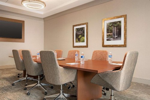 Hilton Garden Inn Fort Collins - image 18